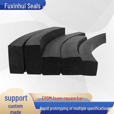 EPDM Schwarzes Rechteckiges Schwammgummi-Dichtungsprofil für Schrankkasten
