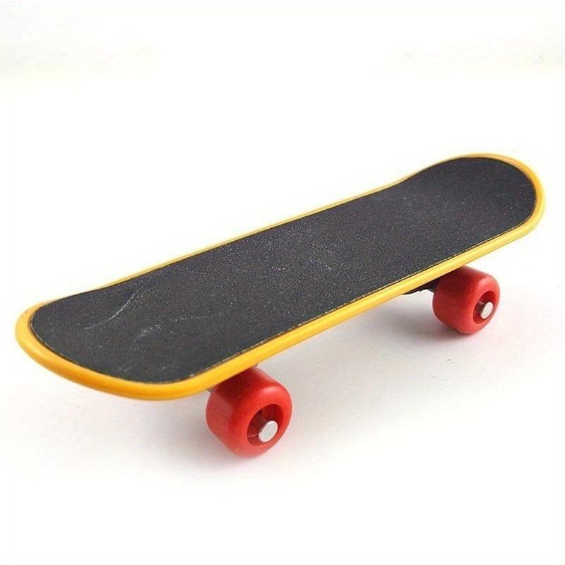 Bird Parrot Intelligence Toys Mini Training Skateboard Parakeet Growth Toy