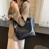 2026 Herbst und Winter Leder Tragetasche Große Kapazität Schultertasche Damen Modische Handtasche