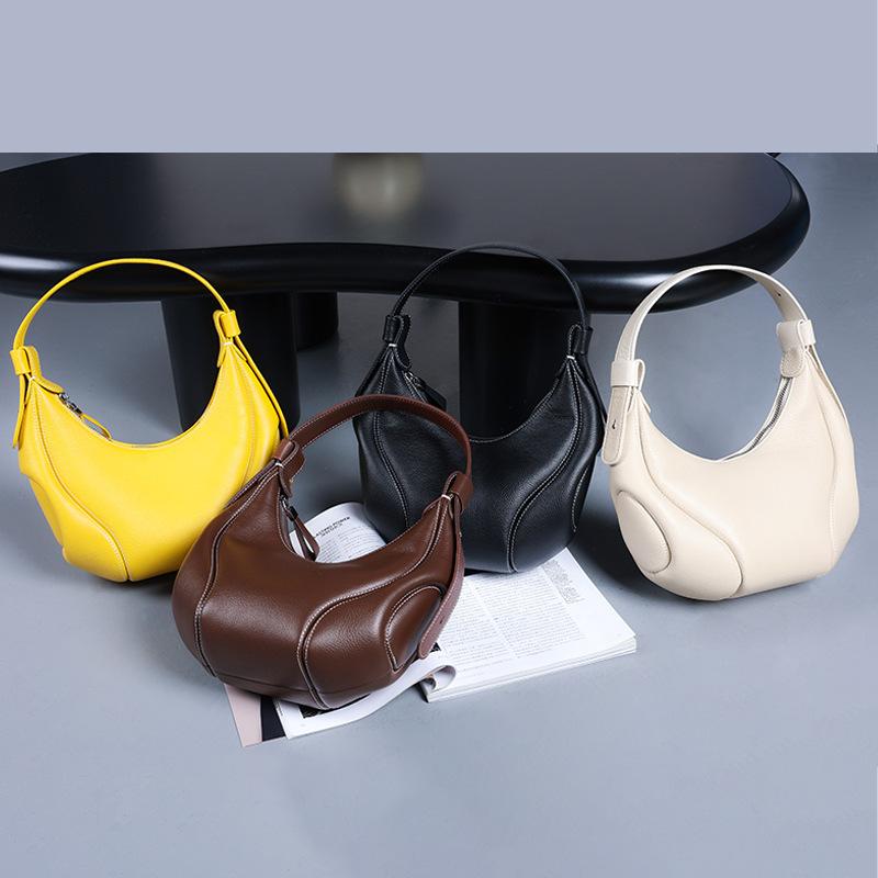 Fashionable Women's Bag New Trendy Versatile Underarm Bag Women's High End Shoulder Bag Niche Commuter Crossbody Bag Women