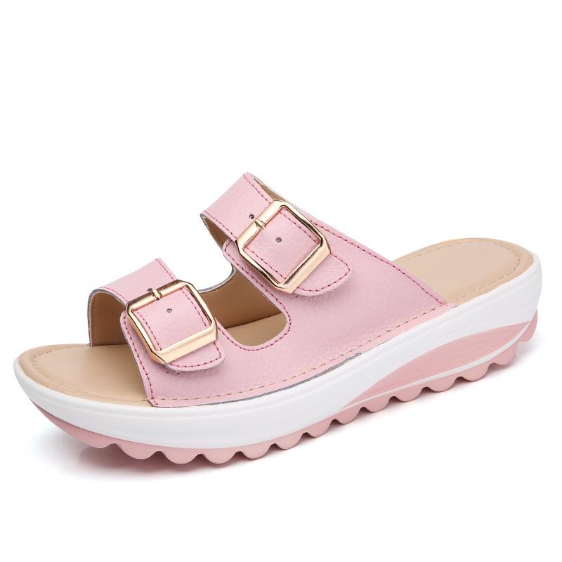 New Summer Casual Outdoor Slippers Flat-soled Women's Beach Shoes Genuine Leather Sandals Women's Large-size Sandals
