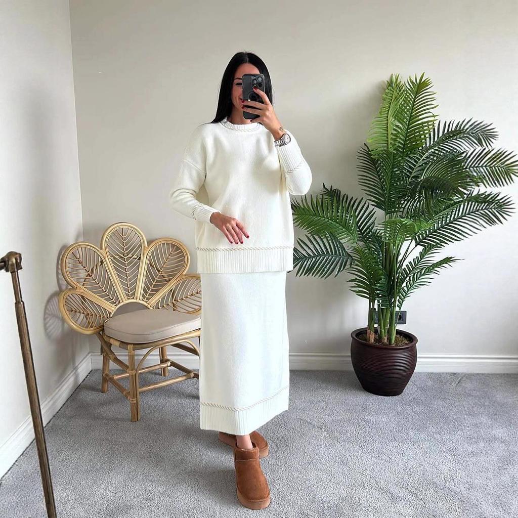 2025 Autumn European & American Women's Trendy Casual Long Sleeve Sweater