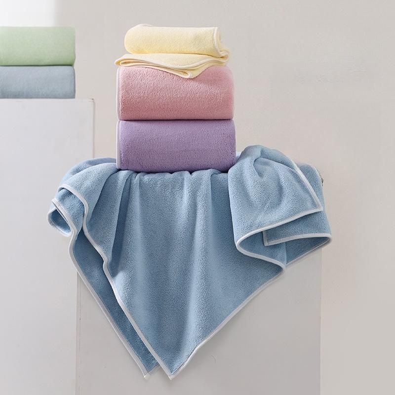 70x140cm Bath Towel, 100% Polyester Microfiber, Super Absorbent, Contemporary Style, Space Theme Christmas Towel Collection