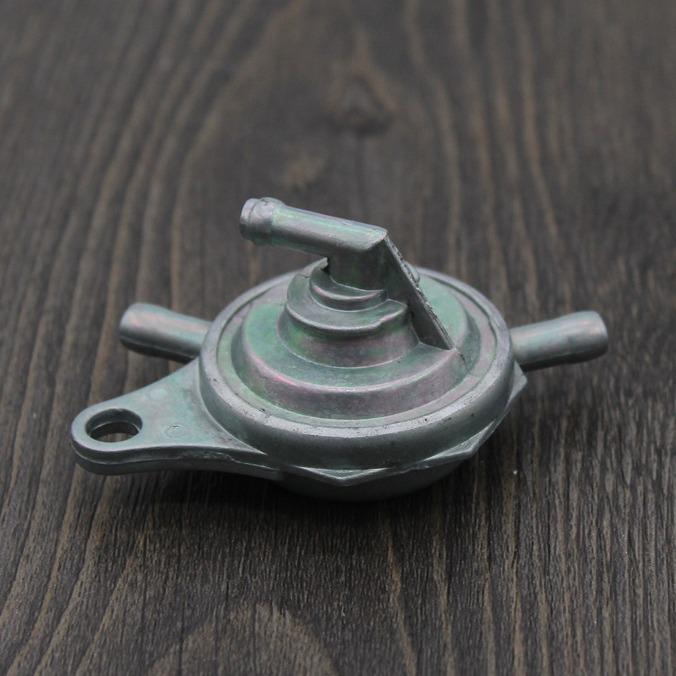 Saichi QS110GY6 Czterosuwowy 50cc Przełącznik Paliwa dla Kymco Falcon