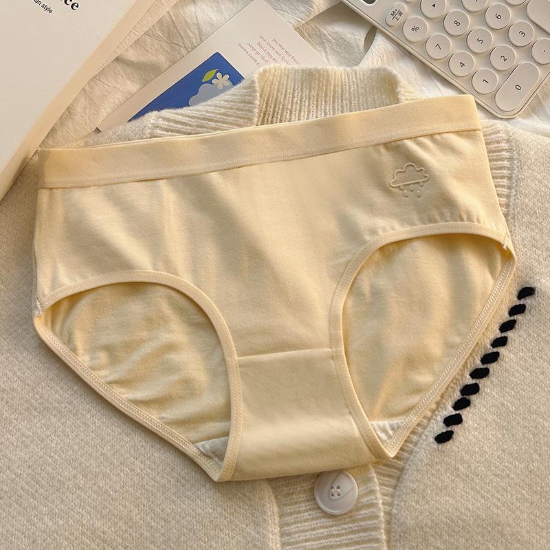 Candy-Color Seamless Cotton Mid-Waist Women's Breathable Briefs