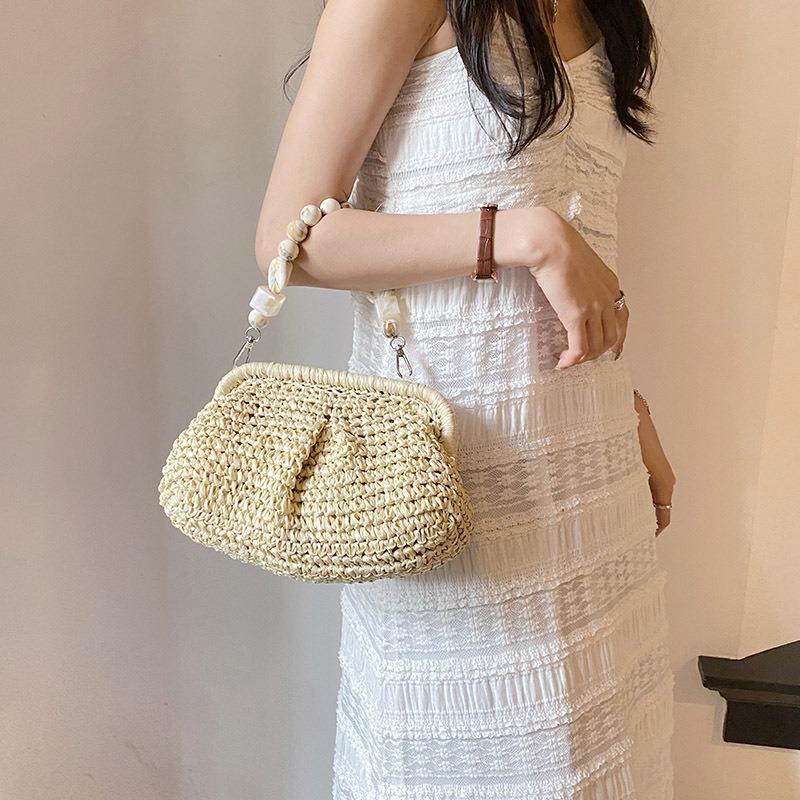Popular spring and summer shoulder crossbody straw woven bag women's fashion woven clip bag mini beach bag