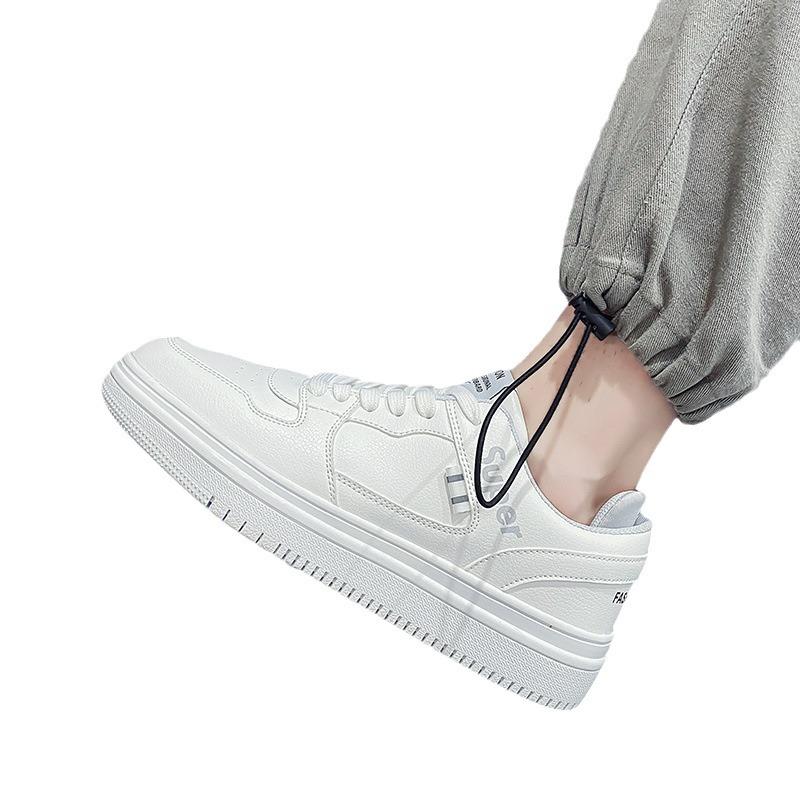 Men White Shoes Summer Versatile Breathable Sports Trend Board Shoes Men Casual Sneakers New Outdoors Motion White Sneakers