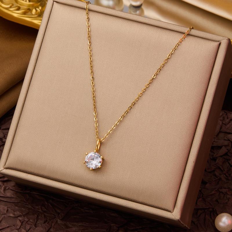 Elegant Single Zirconium Stone Pendant Titanium Steel Necklace Women'S Unique Design Versatile Precise Clavicle Chain