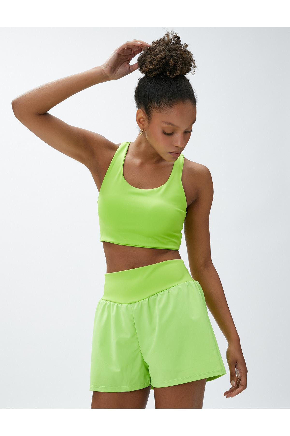 

Спортивный бюстгальтер с мягкой подкладкой без бретелей..