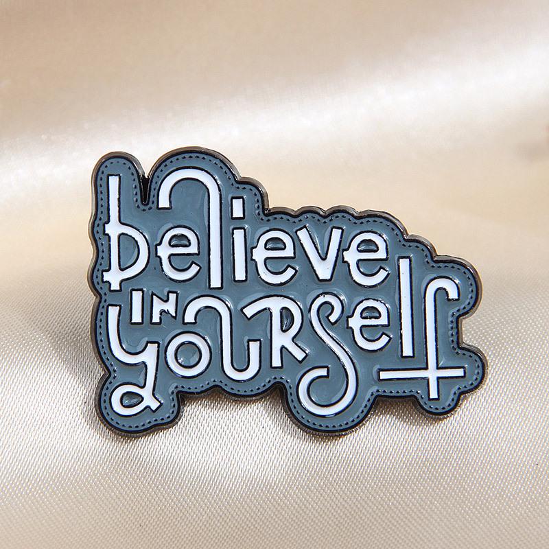 Fashion Christmas Tree Enamel Pin for Backpacks, Clothes, Women's Brooch, or Collar Pin
