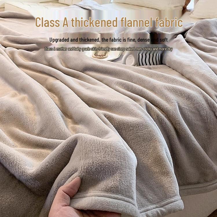 Super Soft Four-Season Flannel Air Conditioning Blanket - Thin, Warm, Velvet Nap & Leg Cover
