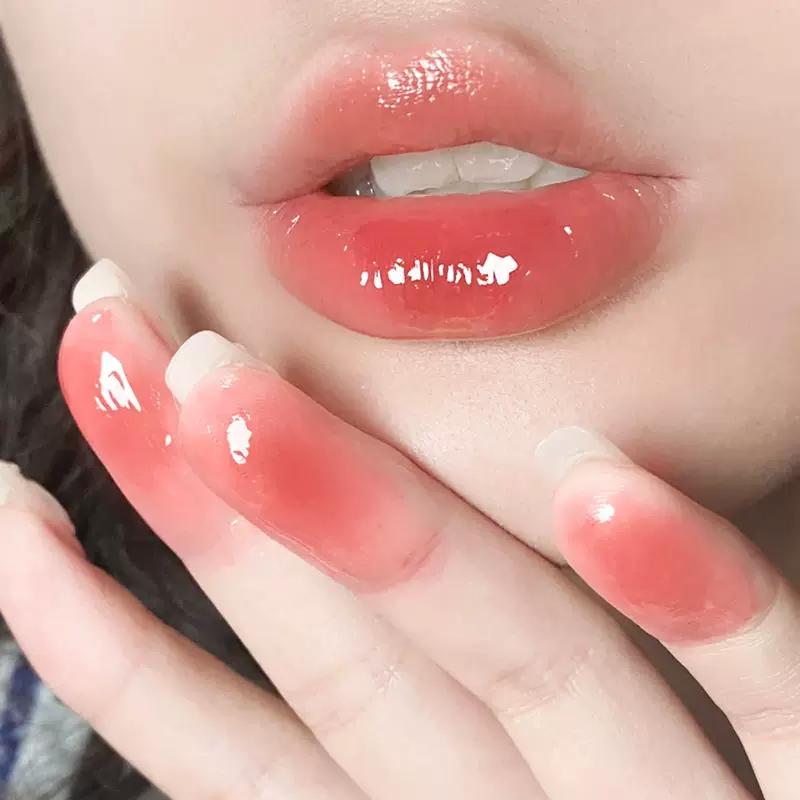 Low-Saturation Lip Gloss in Mirror-Like Popsicle Milk Tea Color, Youthful and Moisturizing, Long-Lasting, with a Natural Look for Students