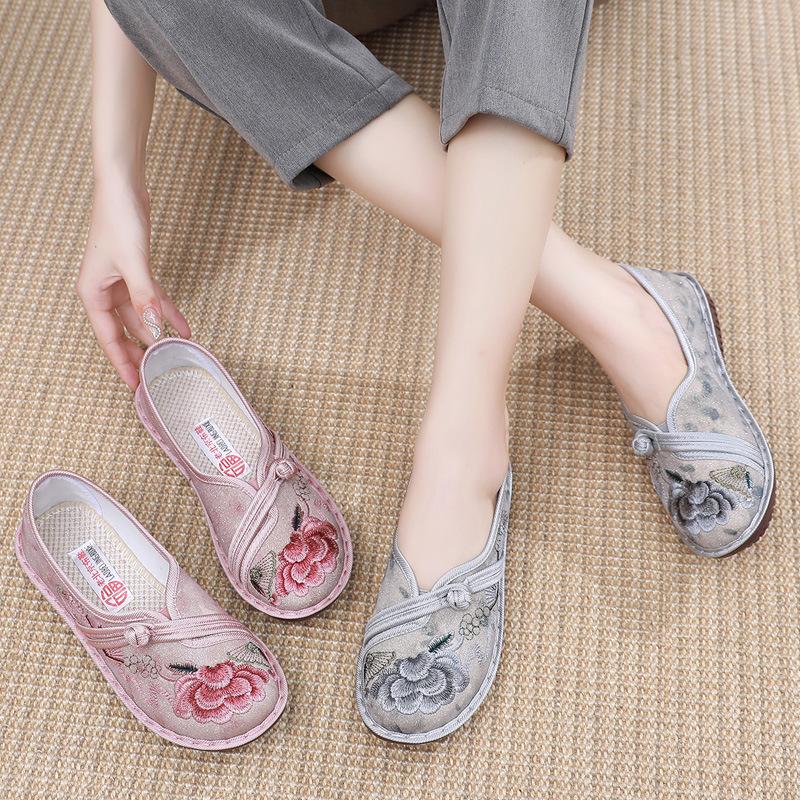 Fashion Women's Embroidered Retro Mary Jane Shoes Flower Elegant Soft Sole Round Toe Flat Shoes Spring Autumn Lightweight Cloth Shoes