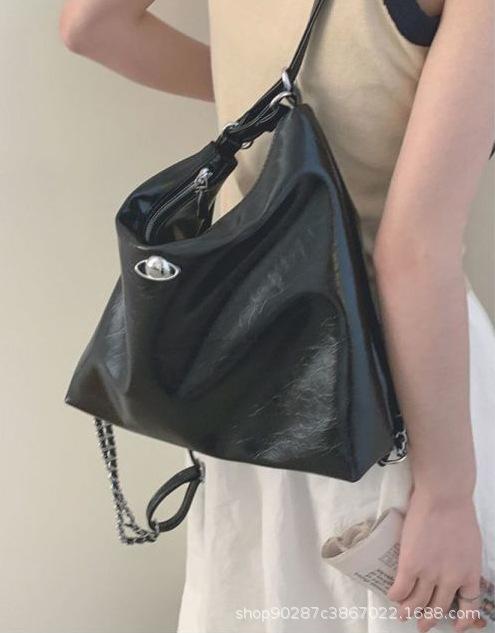 

Рюкзак Wind женский новый серебристый с цепочкой, студенческий класс, большая вместимость, повседневный рюкзак чёрный