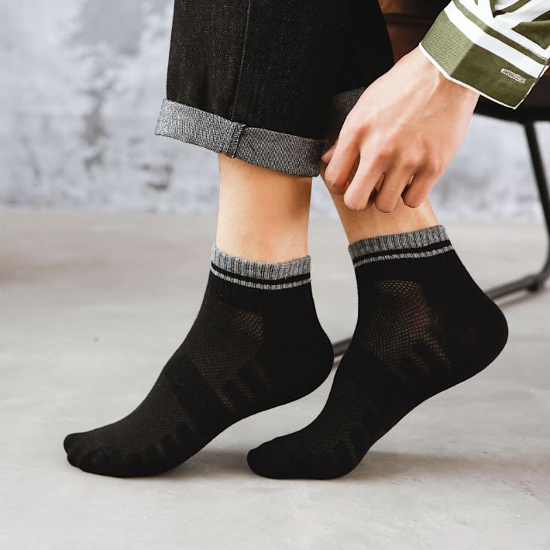 Men Spring and Summer New Pure Color Mesh Cotton Sweat Absorbing Breathable Boat Socks