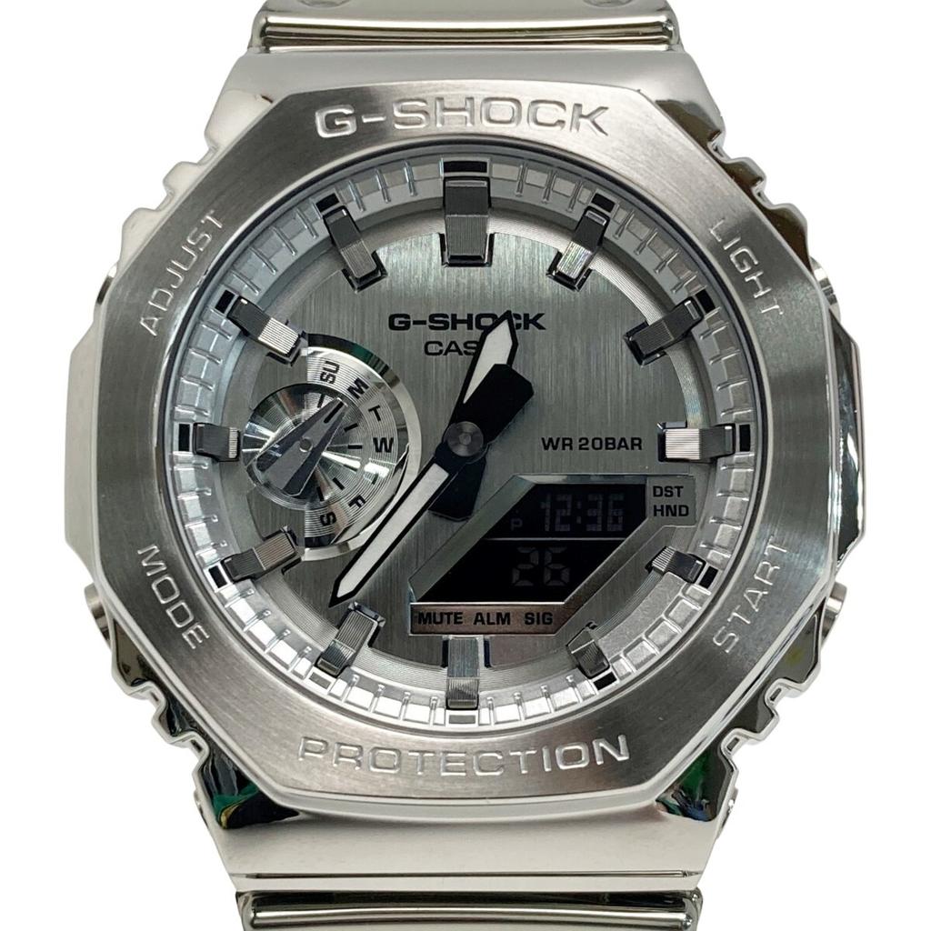 Casio FINE METALLIC SERIES No Noticeable Scratches or G-SHOCK GM-2100YM-8AJF Silver. Stains.
