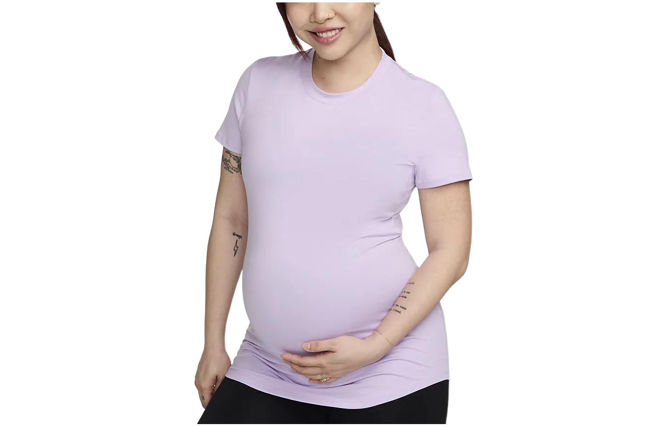 Nike Dri Fit T Shirt Women s Lilac Red FN5002-512 M