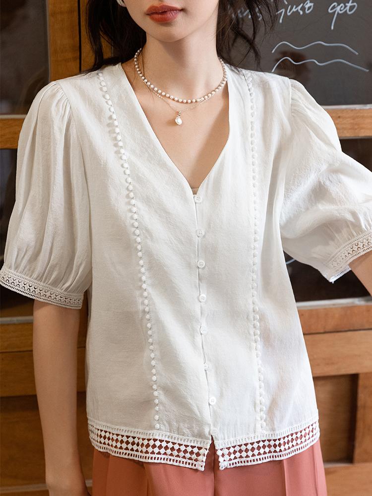 Mishow Chemise en dentelle pour femmes été élégant français Vintage manches bouffantes Basice évider col en v épissage Blouse femme vêtements MXB29X0313