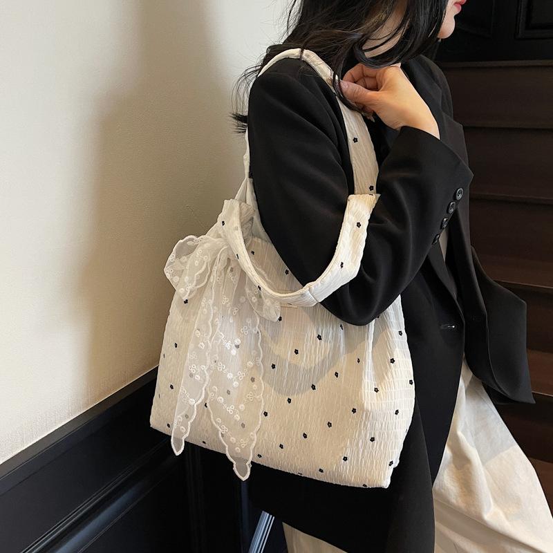 Korean Lazy Wind Large-capacity Underarm Bag Women's 2025 New Girl Chiffon Cloth Polka Dot Shoulder Tote Bag