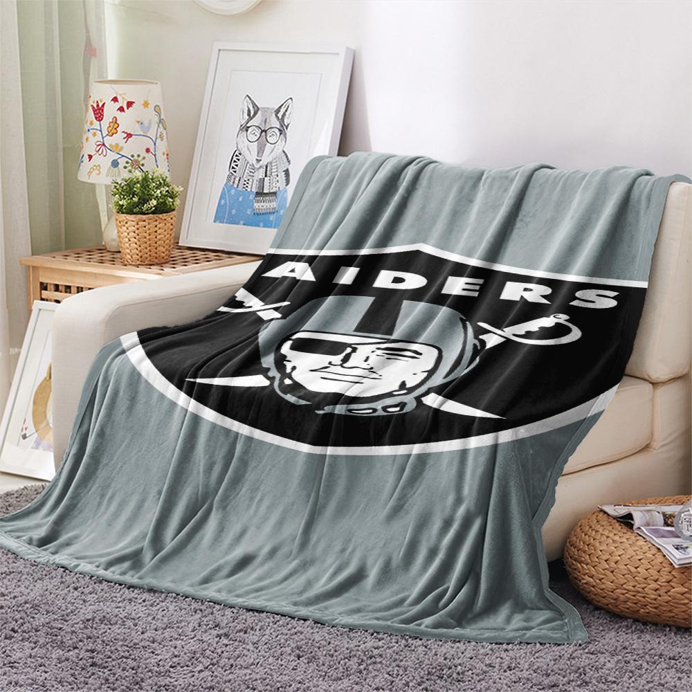 Las Vegas Raiders Print Flannel Blanket, High Quality Comfortable for All Seasons, Home Decor, Warmth and Comfort, Perfect for Christmas Gifts