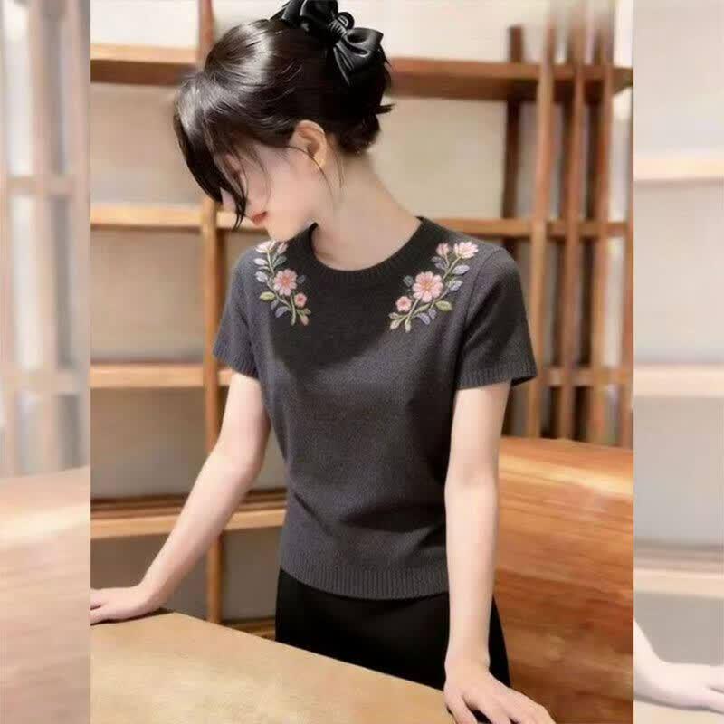 La Chapelle Women s Slim Fit Short Sleeve Knit Top L
