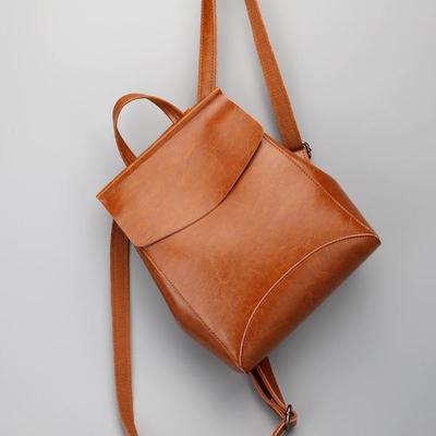 "Zaino in Vera Pelle Stile Europeo e Americano per Donna – Design Versatile e Multifunzionale"