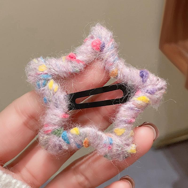 

Autumn Winter Plush Star Hair Clip Women Sweet Cute With Side Bangs A High-end Feel. BB Fluffy Accessories