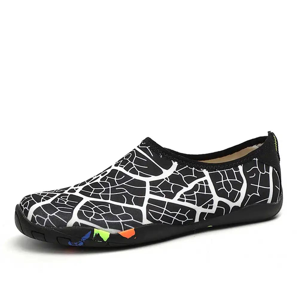 Plus Size 41-42 Slippers Indoor Fashionable Sandals 42 Size Men Gym Shoes Sneakers Sport Tenisse Runners Fashionable Trendy