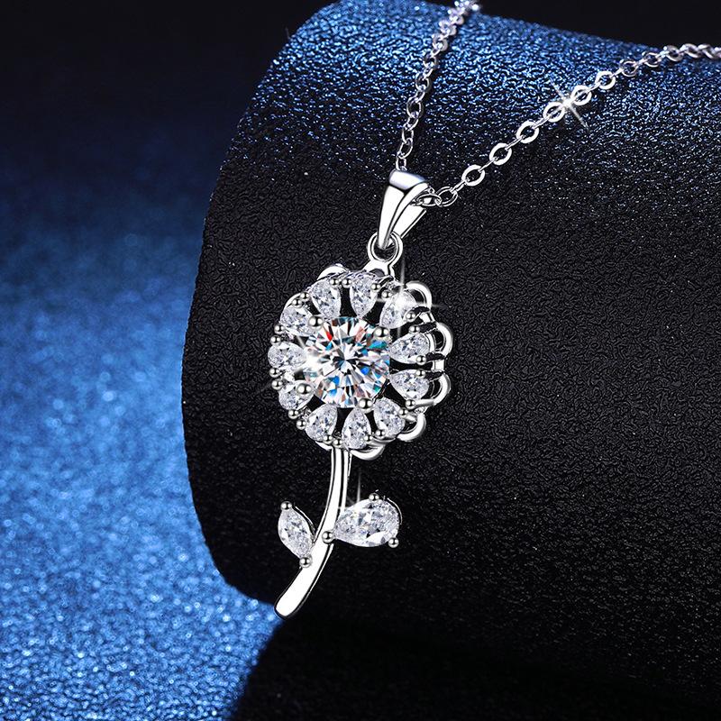 GRA Certified S925 Sterling Silver Necklace Pendant Sweater Chain with Sunflower Pendant and 1CT Moissanite Necklace for Women.