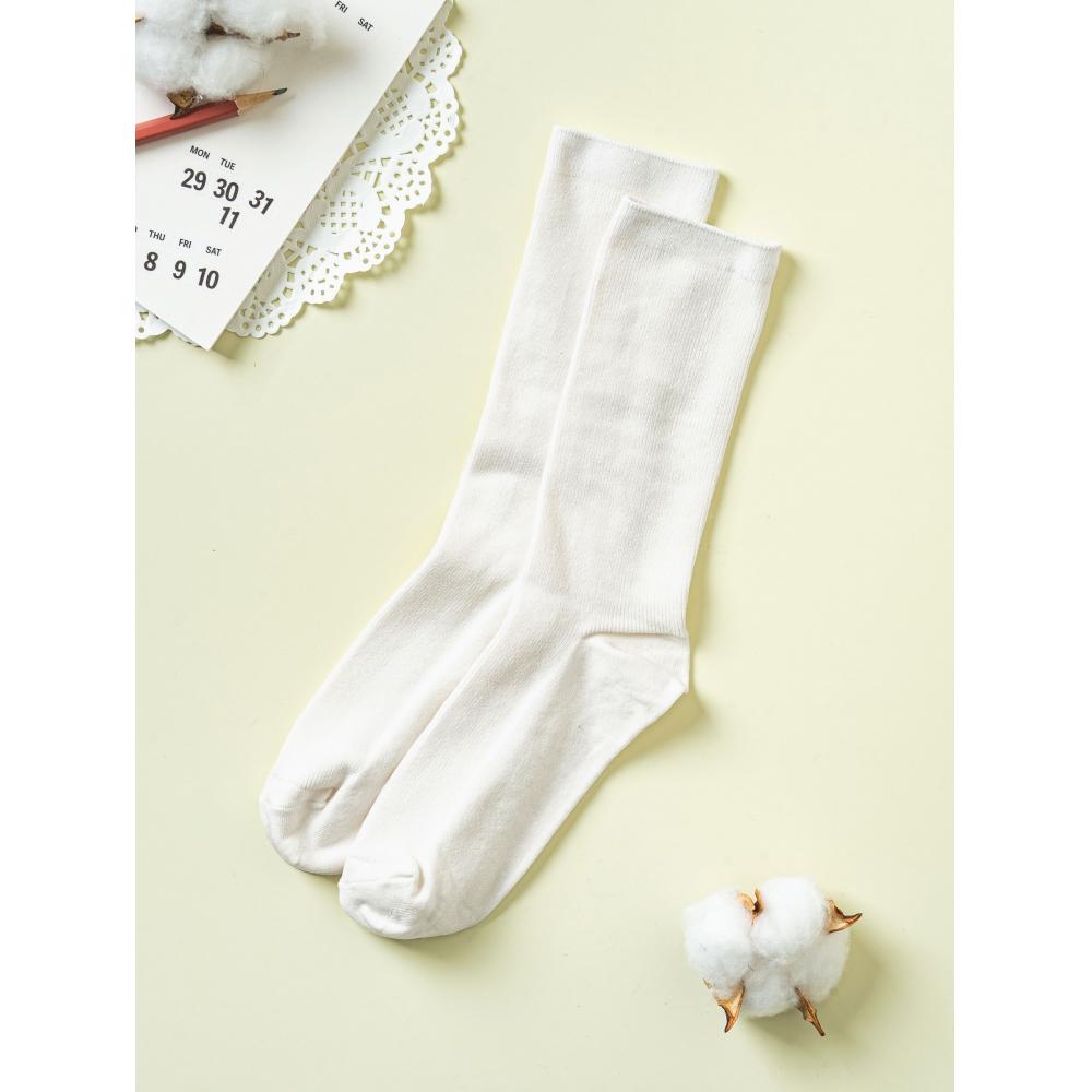 Daiso Ggrn Womens Soft Stocking Socks White