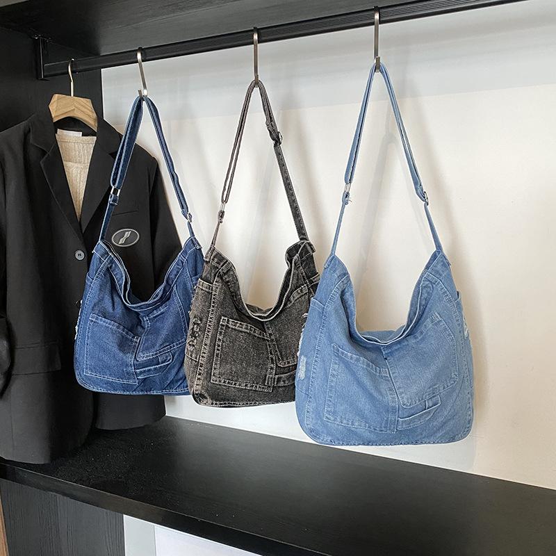 Summer new design denim large capacity solid color new women's leisure trend simple messenger shoulder bag