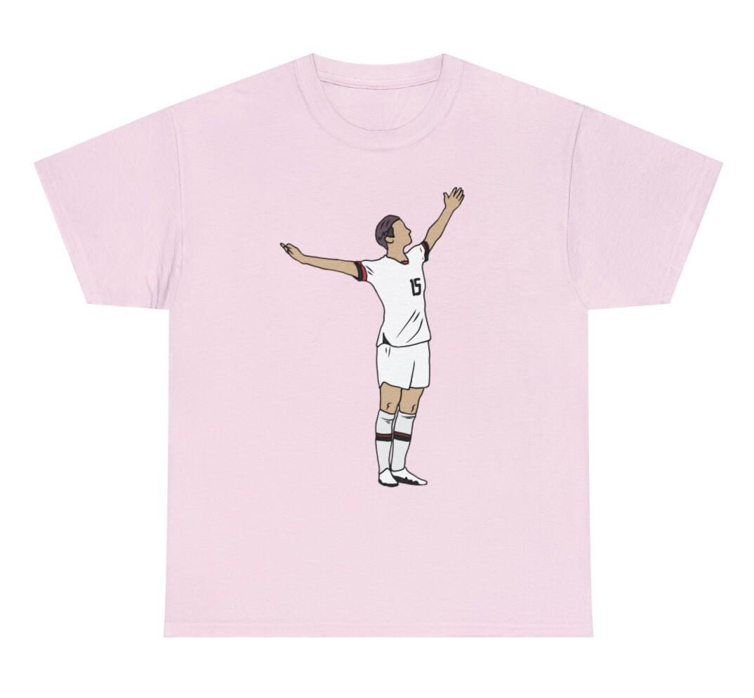 Megan Rapinoe Celebration T-shirt M