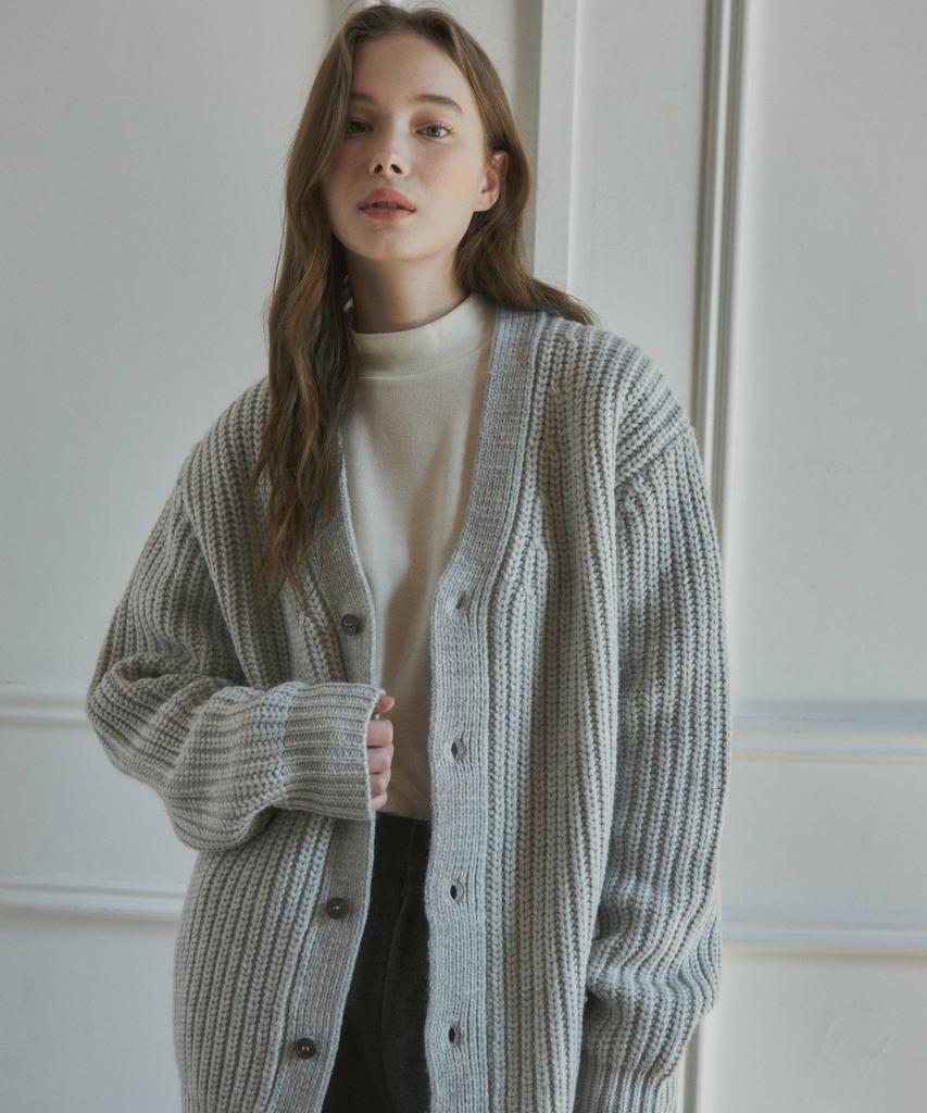 Wednesday Oasis W/Always Heavy V-Neck Cardigan (2 Colors)