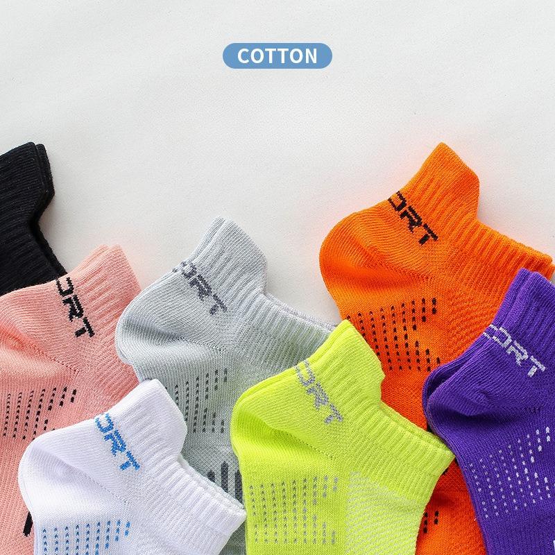 2 Pairs Ankle Women Running and Fitness Socks Moisture-Wicking and Breathable Crew Socks for Outdoor Sports