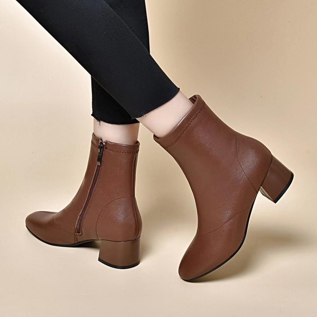 Round Head Straight Boots Women's New First-layer Cowhide Medium Heel Short Boots Simple Temperament Fashion Boots Women's Cotton Boots