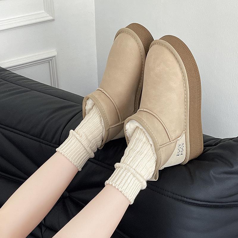 Women's Thick-soled Waterproof Winter Lightweight Warm Cold Padded Snow Boots Non-slip Wear-resistant Casual Sneakers Cotton Boots