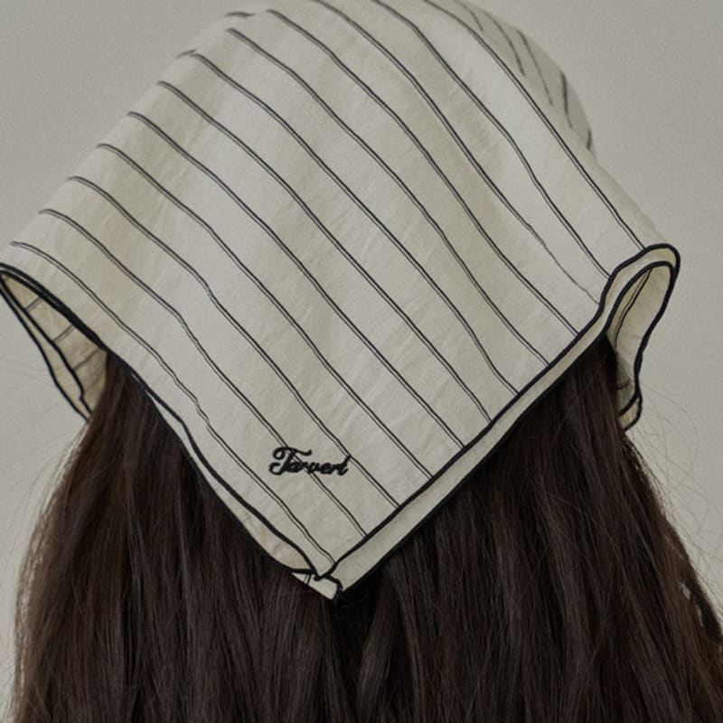 

TARVERT Stripe Scarf (Ivory) Ivory