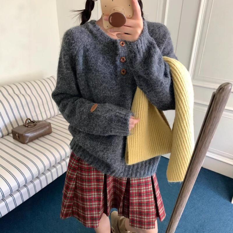 Autumn & Winter Korean Style Age-Reducing Knit Pullover Sweater for Women