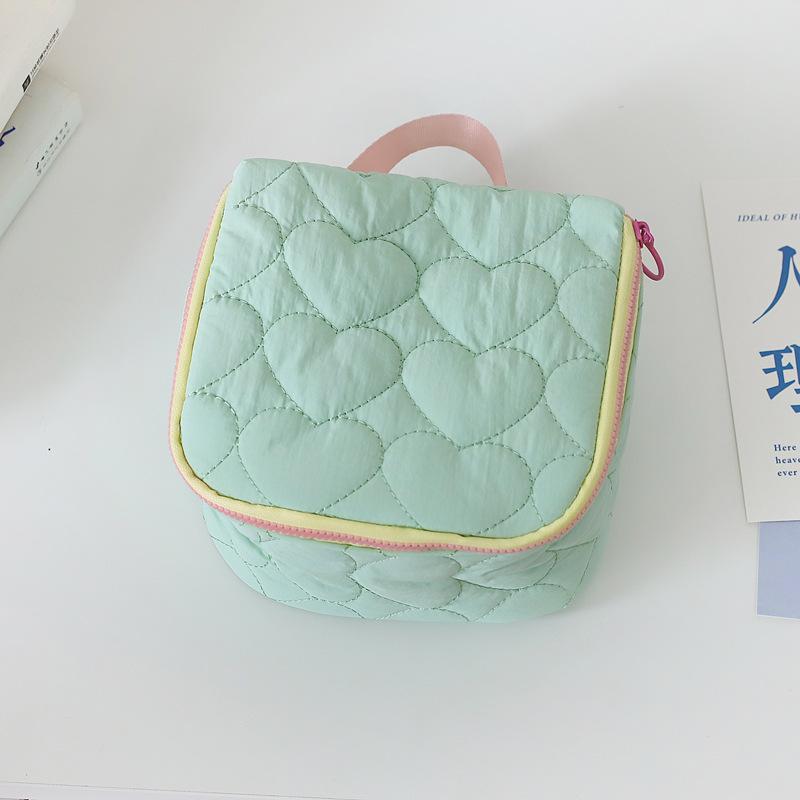 Korean Version Cute Love Makeup Bag Large Capacity Portable Travel Handbag Wash Bag