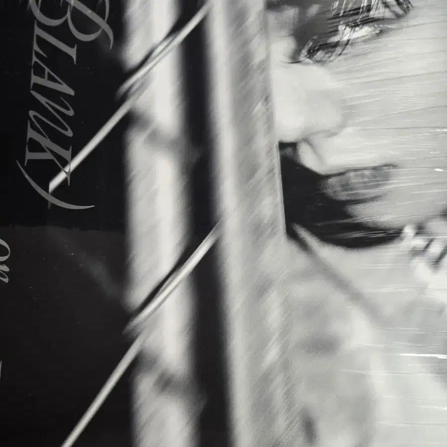 Park Jihoon Blank or Black sealed album