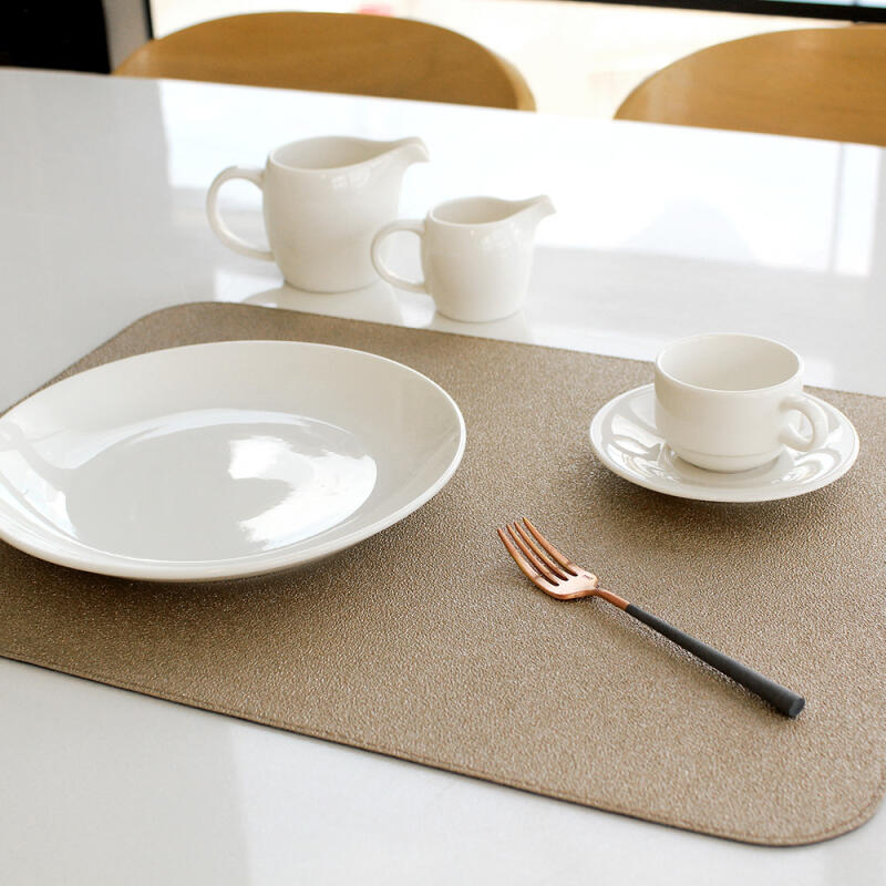 Sandpearl Faux Leather Double-Sided Table Mat GD+BR