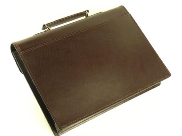 Awaji Bag Studio Genuine Leather Star Clutch Bag (Smooth Leather) (Chocolate) [Made in Japan] Compact and Simple, A4 Size, Self-Standing