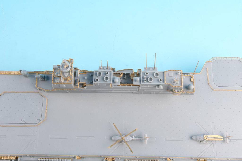 Pit Road 1/700 Scale Ship Model Upgrade Parts Series for the Japan Maritime Self-Defense Force Izumo-class Destroyer, Plastic Model Parts GB7014