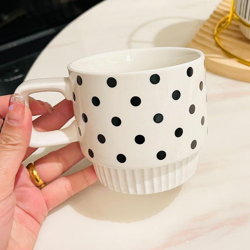 Ceramic Hepburn Retro Style Black and White Water Cup Household Stackable Cup Stackable Mug Set Souvenir