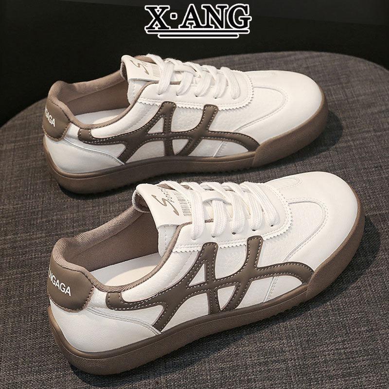 

Leather women s soft soles are not tired, small white shoes women s shoes autumn and winter new casual sports shoes 35