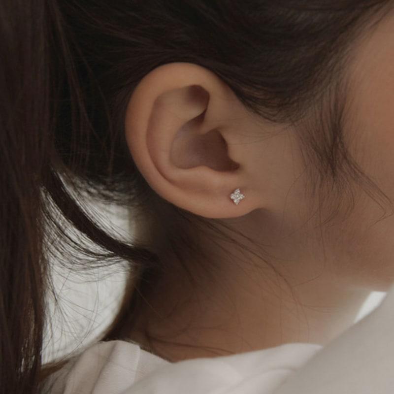 TATIANA (925 Silver) Petite Fleur Earrings EC3144