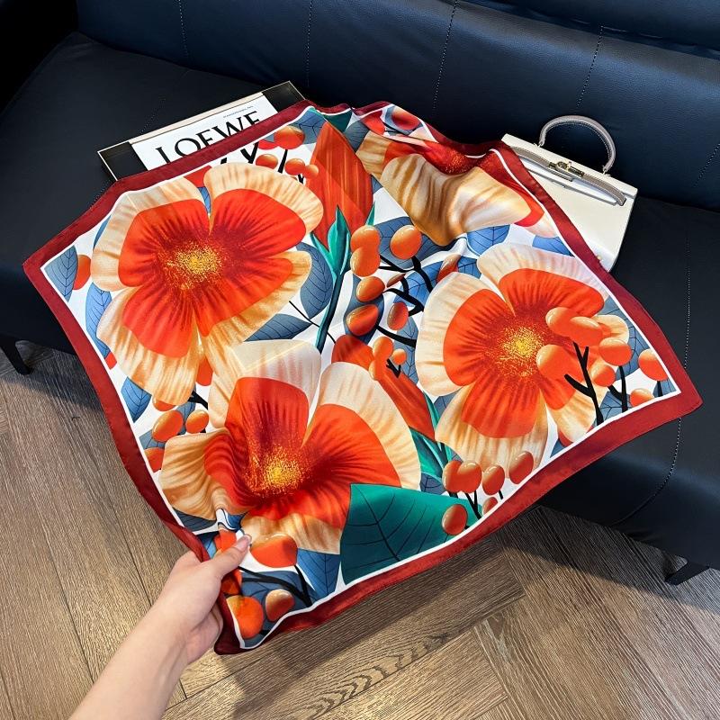 New silk scarf women's fashion versatile high-end small square scarf Korean version neck protection scarf spring and autumn retro scarf binding bag