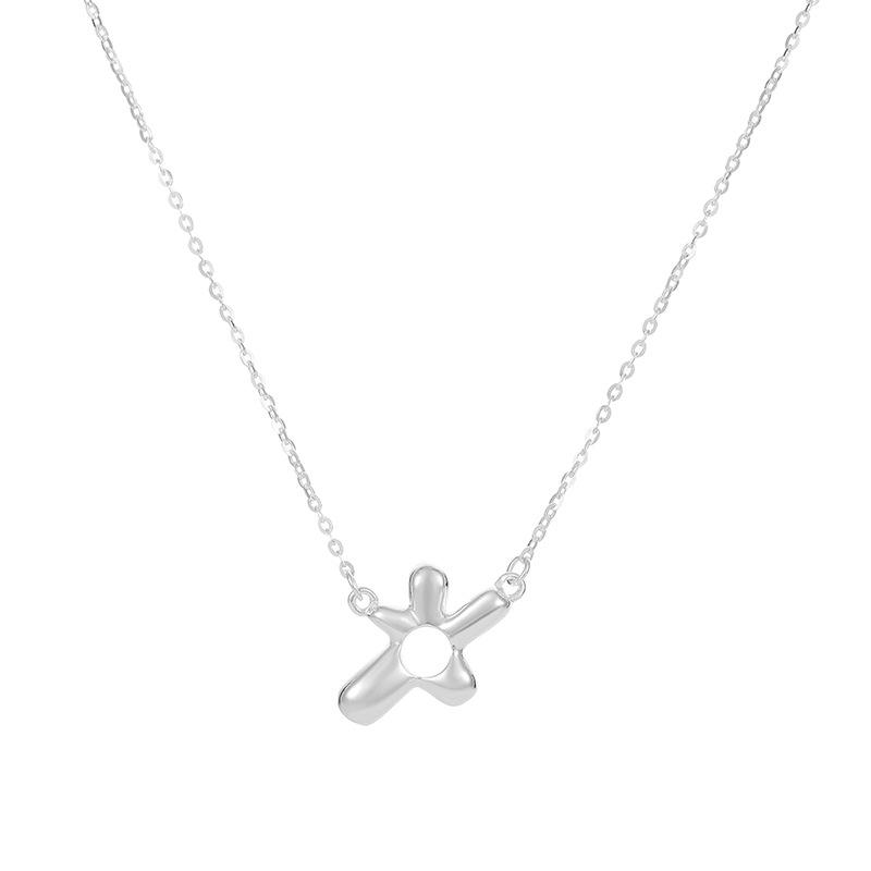 Cui Yan S925 Sterling Silver Irregular Flower Necklace for Women, Korean Style Clavicle Chain, Spring/Summer Collection.