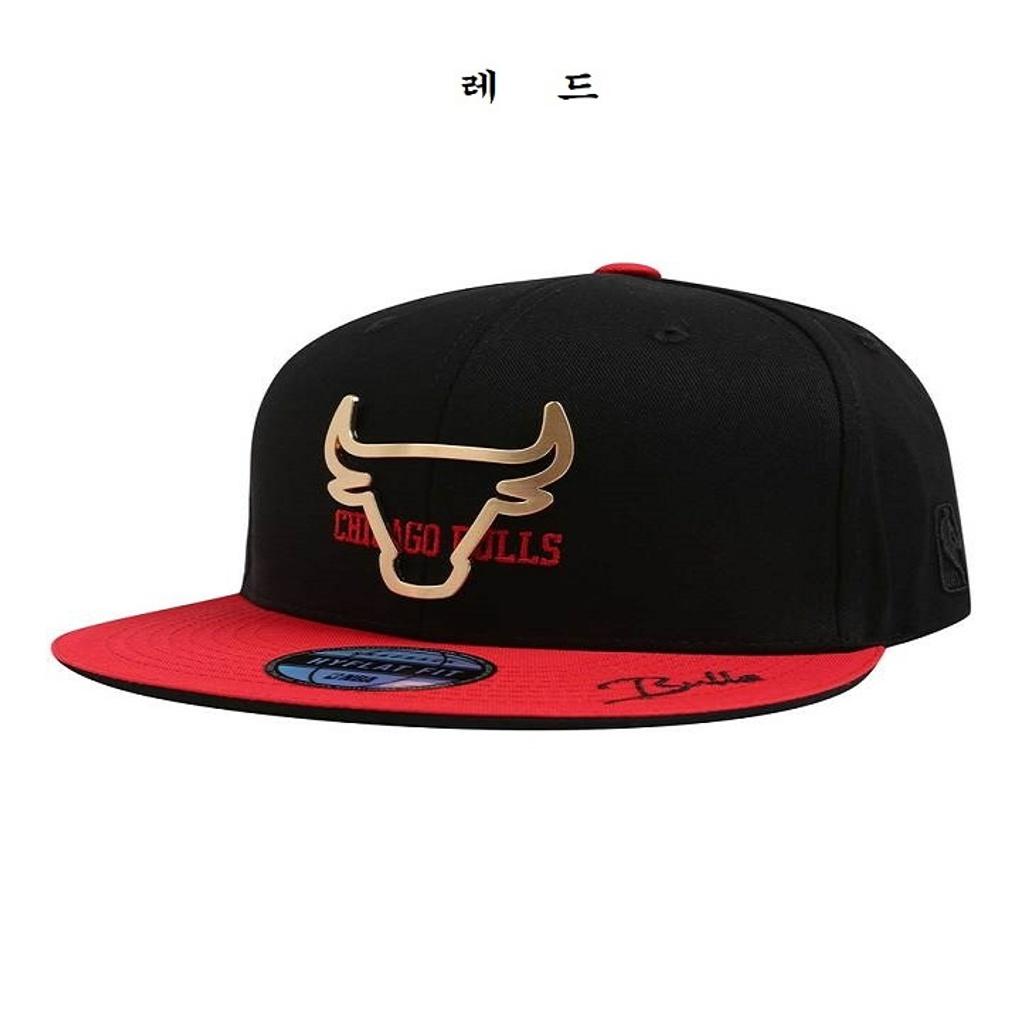 [NBA] CHI Bulls Outline Metal High Flat Snapback N245AP614P