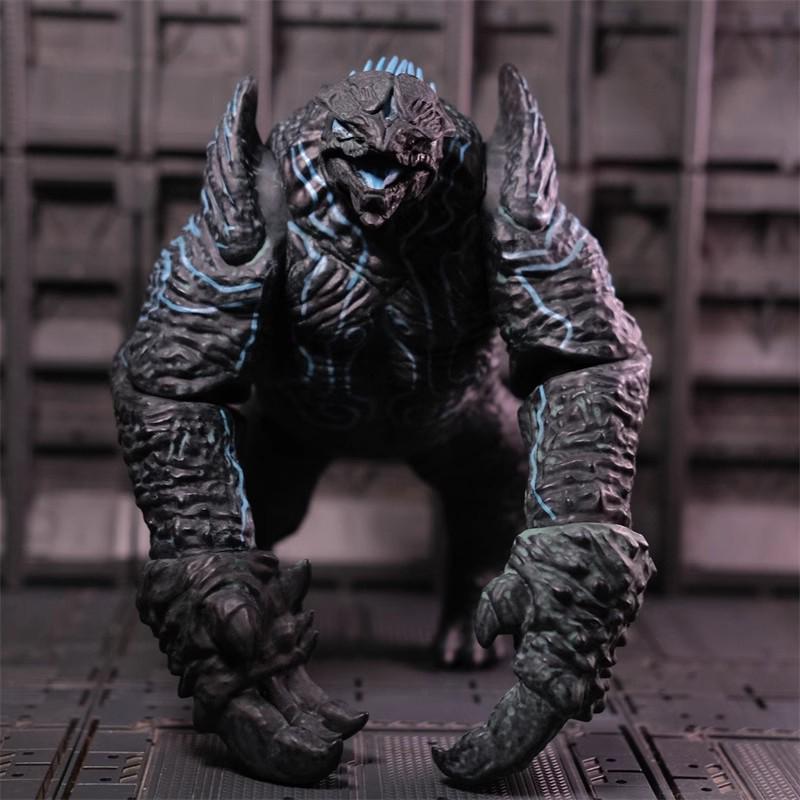 Pacific Rim 2 Crimson Typhoon & Gipsy Avenger Action Figures with Double Blades